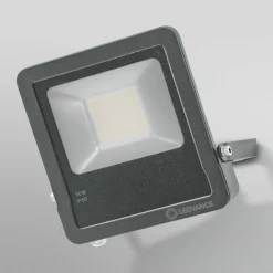 LEDVANCE SMART+ WiFi Flood veggspot 3 000 K 50W| Smarthus Utebelysning