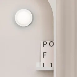 FARO BARCELONA LED-vegglampe May IP44, hvit