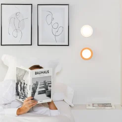 FARO BARCELONA LED-vegglampe May IP44, hvit