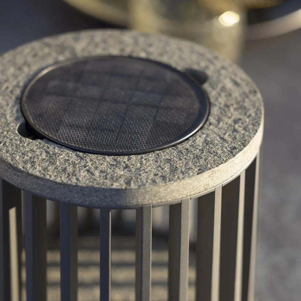 Les Jardins LED-solcellelampe Halo, grå, aluminium/granitt| Solcellelamper