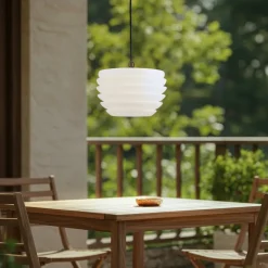 Lindby Arona utendørs hengelampe, Ø 38 cm, hvit