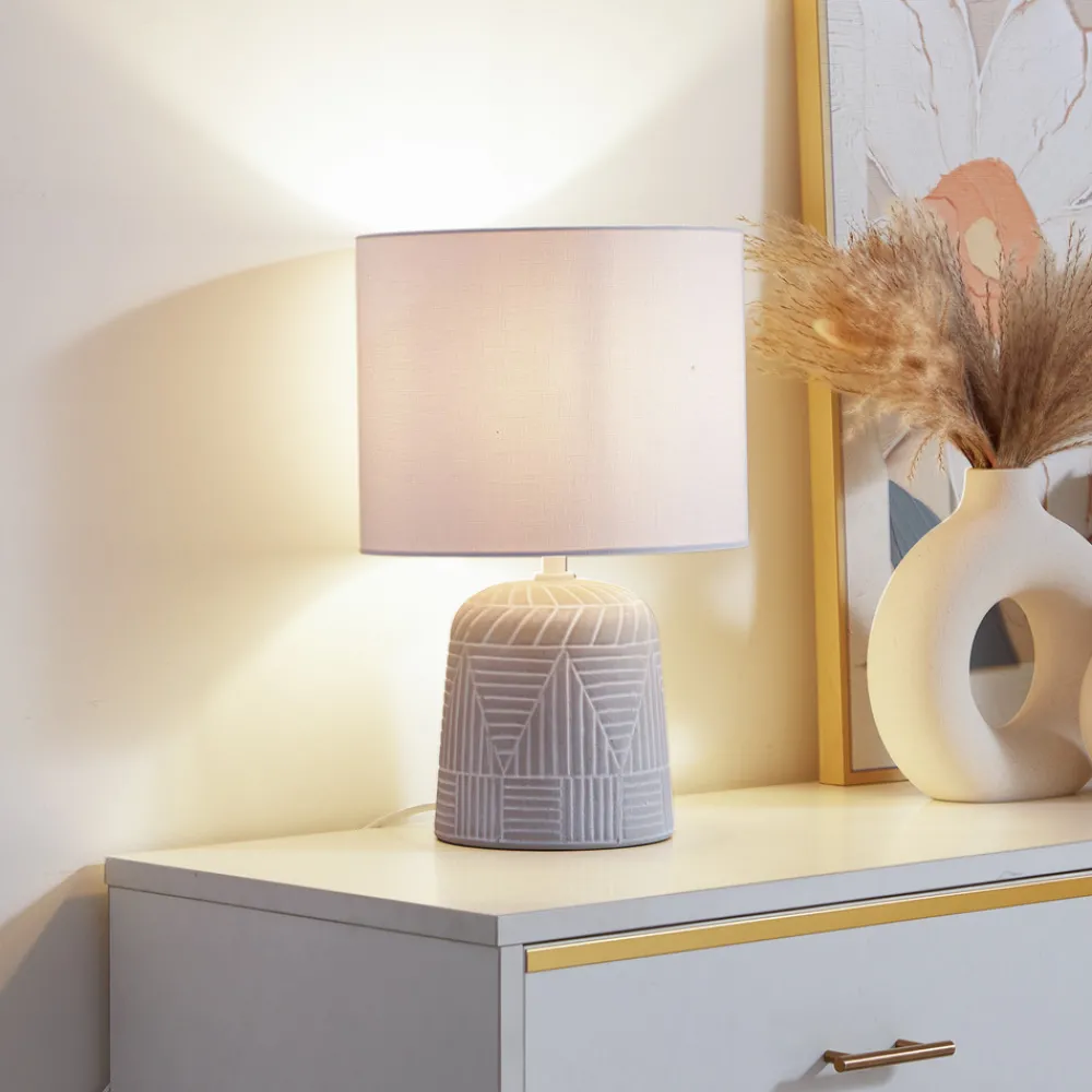 Lindby bordlampe Thalassia, hvit, Ø 26 cm, keramikk Best