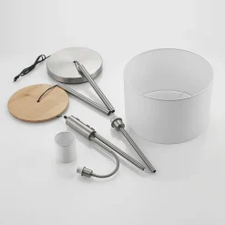 Lindby Gulvlampe Aovan, nikkelfarget, hyller, USB-port| Gulvlamper