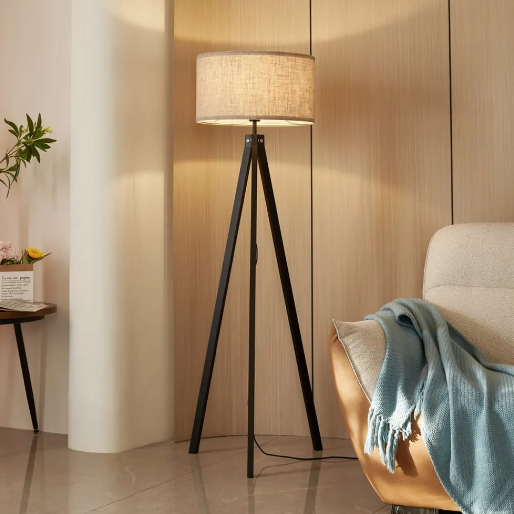 Lindby gulvlampe Herry, svart, tre, stativ, 153 cm| Gulvlamper