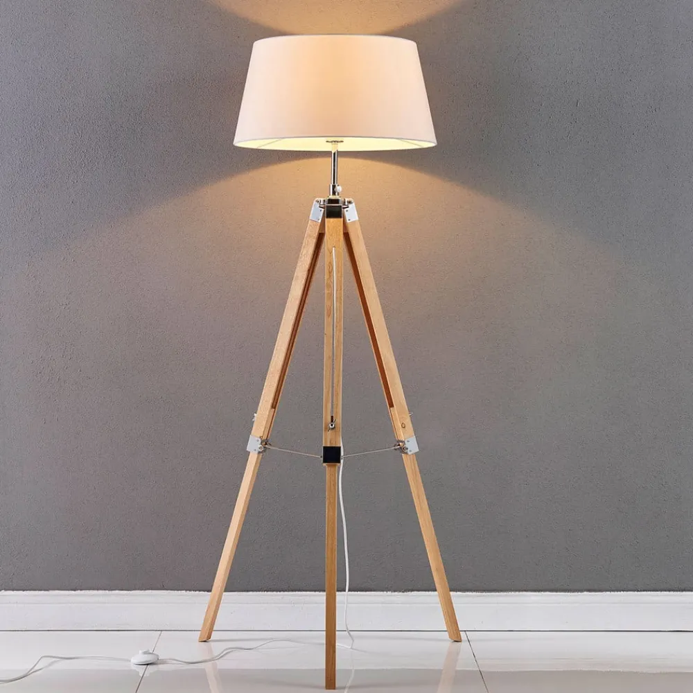 Lindby gulvlampe Katie, 162 cm, hvit, tekstil, tre, stativ| Gulvlamper