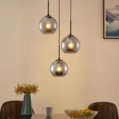 Lindby hengelampe Jurian, 32 cm, 3 lyskilder, svart/røyk, glass Best