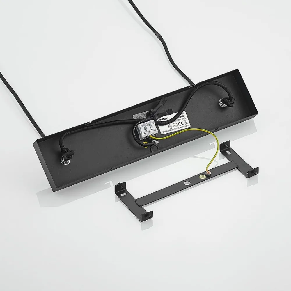 Lindby hengelampe Tirzana, 4 lyskilder, svart, metall, tre| Pendellamper