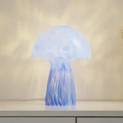 Lindby Hubi bordlampe, blå, glass, Ø 22 cm, soppform| Bordlamper