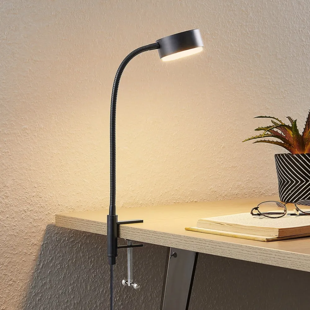 Lindby klemmelampe Kaylou, svart, fleksibel arm, aluminium| Kontorbelysning|Bordlamper