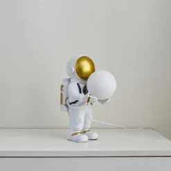 Lindby Kosmo bordlampe, hvit/gull, keramikk, glass Discount