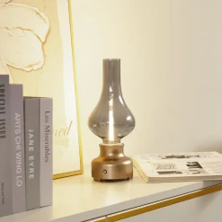 Lindby LED oppladbar bordlampe Maxentius dimmer i gullfarget glass| Bordlamper