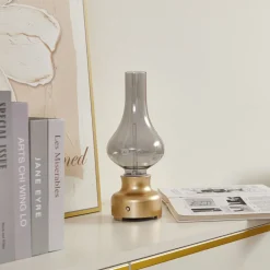 Lindby LED oppladbar bordlampe Maxentius dimmer i gullfarget glass| Bordlamper