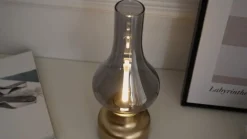 Lindby LED oppladbar bordlampe Maxentius dimmer i gullfarget glass| Bordlamper