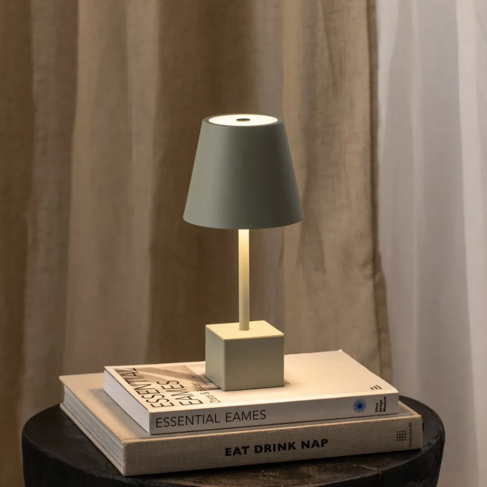 Lindby LED oppladbar bordlampe Janea CUBE, grønn, metall| Dekorasjonsbelysning|Led-Utendørs