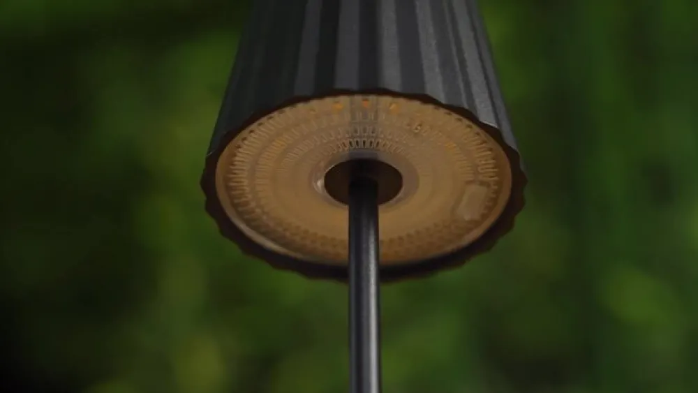 Lindby LED-bordlampe med batteri Esali, svart, metall, IP65| Dekorasjonsbelysning|Kommersiell Utebelysning