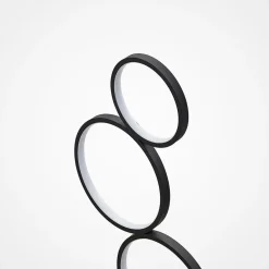 Lindby LED-gulvlampe Jacek, svart, metall, 110 cm, ringer| Led-Innendørs|Gulvlamper