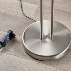 Lindby LED-gulvlampe Yveta, nikkelfarget, metall, dimbar Online