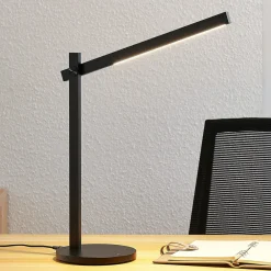 Lindby LED-skrivebordslampe Loretta, 43 cm, svart, CCT Clearance