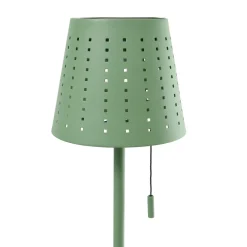 Lindby LED-solcellelampe Hilario, grønn, jern, oppladbart batteri Outlet
