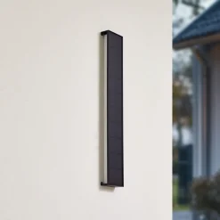 Lindby LED-vegglampe Laarni, dimbar, IP54, svart Hot