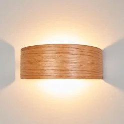 Lindby LED-vegglampe Rafailia, bredde 23 cm, tre, 3 000 K Online