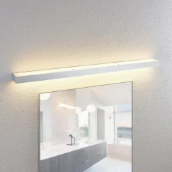 Lindby LED-vegglampe til bad Layan, 120 cm, krom, metall| Led-Innendørs|Vegglamper