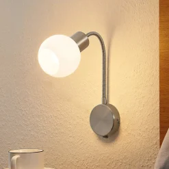 Lindby Lioma vegglampe med fleksibel arm, nikkel Hot