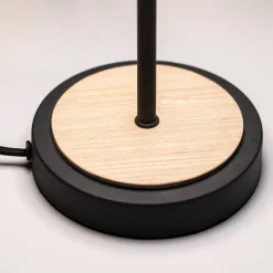 Lindby Lonnaris bordlampe med rotting, svart| Bordlamper