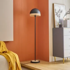 Lindby Lonnaris gulvlampe med rotting, svart| Gulvlamper