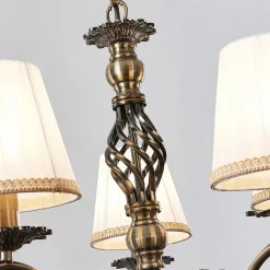 Lindby lysekrone Finnick, antikk messingfarge, 5 lyskilder, E14| Design- Og Hotellbelysning|Lysekroner