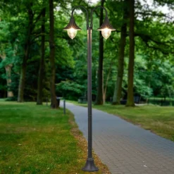 Lindby Madea utelampe, grå, 2 lyskilder, 212 cm, E27, IP44| Lyktestolper