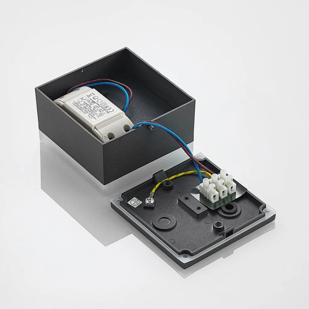 Lindby Mathea utendørs LED-taklampe, kantet| Kommersiell Utebelysning|Led-Utendørs