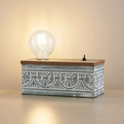 Lindby Mella bordlampe med vintage-karakter| Bordlamper