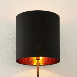 Lindby Nymar gulvlampe, tøy, svart gull| Gulvlamper