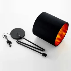Lindby Nymar gulvlampe, tøy, svart gull| Gulvlamper