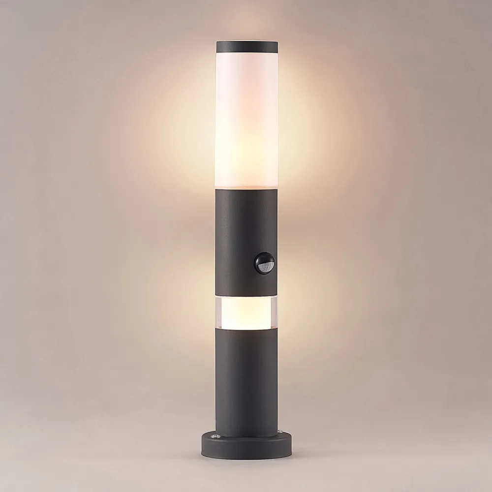 Lindby Okari sokkellampe i aluminium med sensor Sale