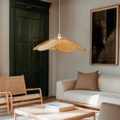 Lindby pendellampe Astraia, natur/hvit, rotting, Ø 80 cm Hot