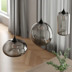 Lindby pendellampe Marla, 3 lyskilder, glass, røykgrå, 102 cm Outlet