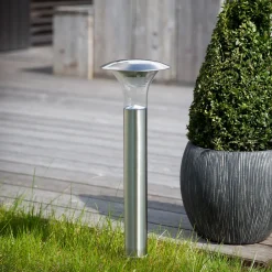 Lindby Solar-LED-lampe med jordspyd Jolin, 66 cm, stål Clearance