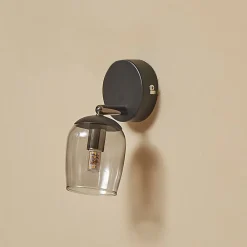 Lindby Spot Katjana, 1-lampe, 16,9 cm høy, røykt glass| Spotter I Tak