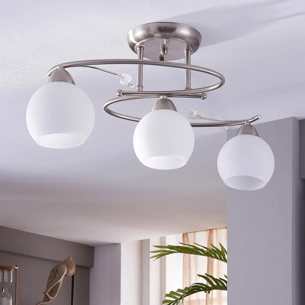 Lindby taklampe Svean, 3-flg., hvit, glass, lengde 60 cm Outlet