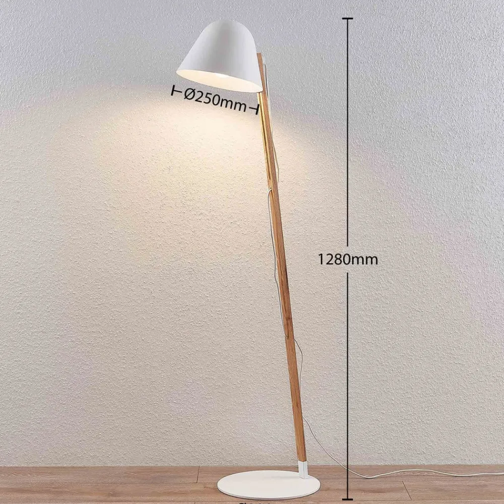 Lindby Tetja gulvlampe med trestav, hvit| Gulvlamper