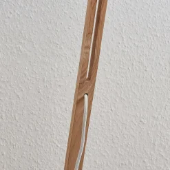 Lindby Tetja gulvlampe med trestav, hvit| Gulvlamper