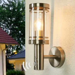 Lindby utendørs vegglampe Djori, sensor, aluminiumsfarget, E27 Clearance