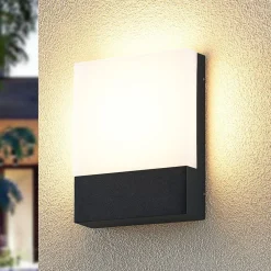 Lindby Vanira LED-vegglampe til uteområdet