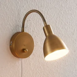 Lindby vegglampe Amrei, antikk messing, 42 cm, støpsel, dimbar| Vegglamper