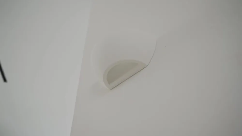 Lindby vegglampe Jimmy, hvit, gips, halvsirkelformet, 24 cm, E14| Design- Og Hotellbelysning