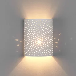 Lindby vegglampe Jiru, høyde 23 cm, hvit, halvsirkelformet, gips Outlet