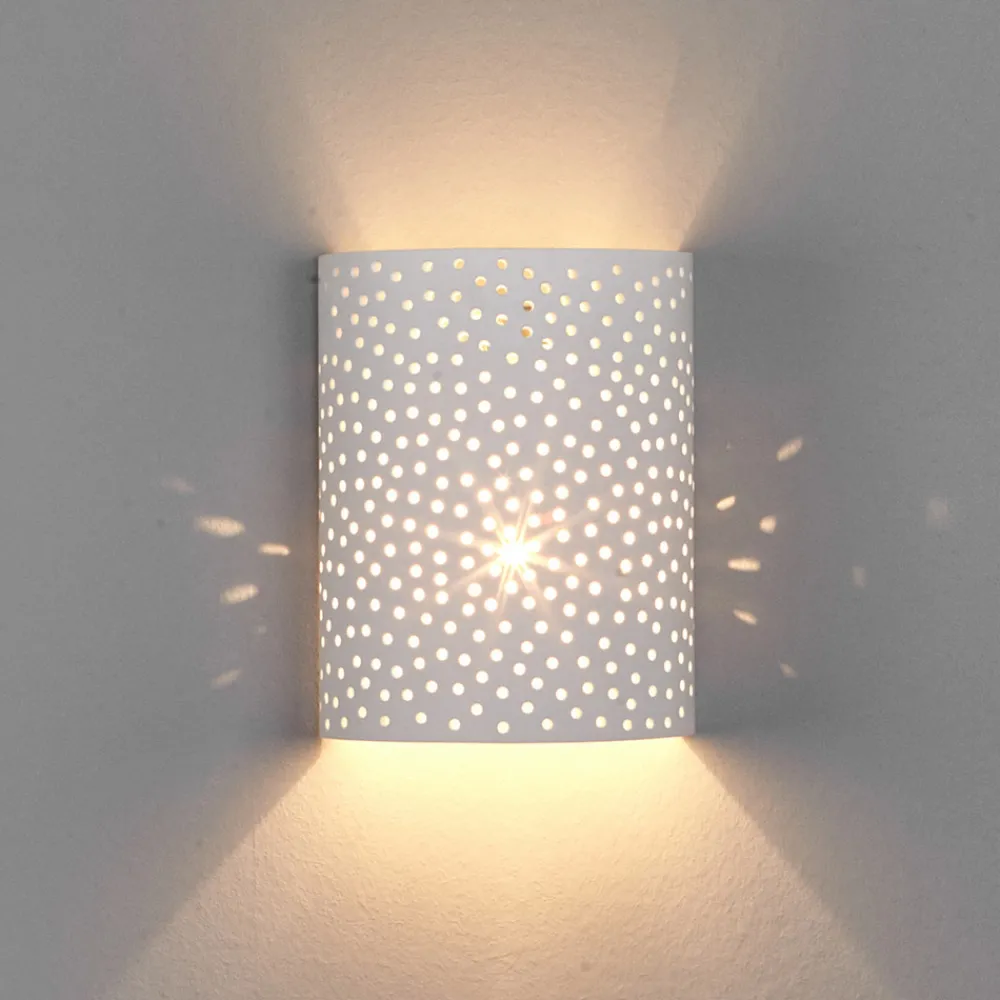 Lindby vegglampe Jiru, høyde 23 cm, hvit, halvsirkelformet, gips Outlet