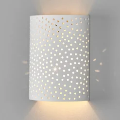 Lindby vegglampe Jiru, høyde 23 cm, hvit, halvsirkelformet, gips Outlet